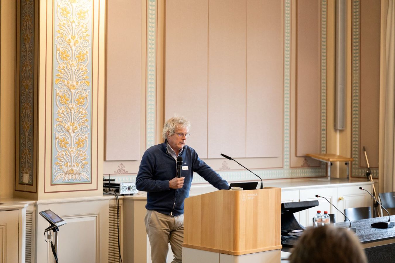 Recent Insights from Academia: Bond versus banks financing in the climate transition: The role of stranded asset risk by Prof. Steven Ongena, University of Zurich and Swiss Finance Institute